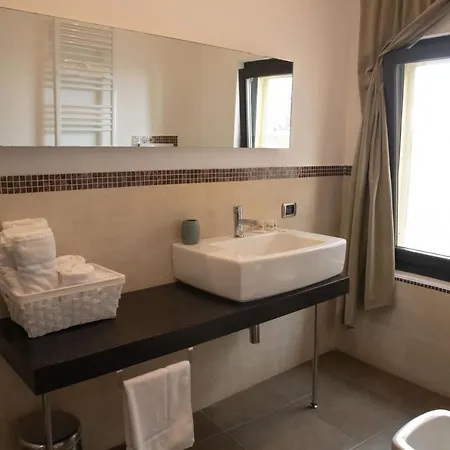 La Giudecca 3* Трани